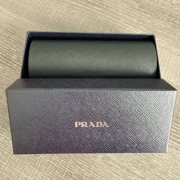Prada Saffiano Black Leather Sunglasses Case w/ Box - Picture 6 of 6